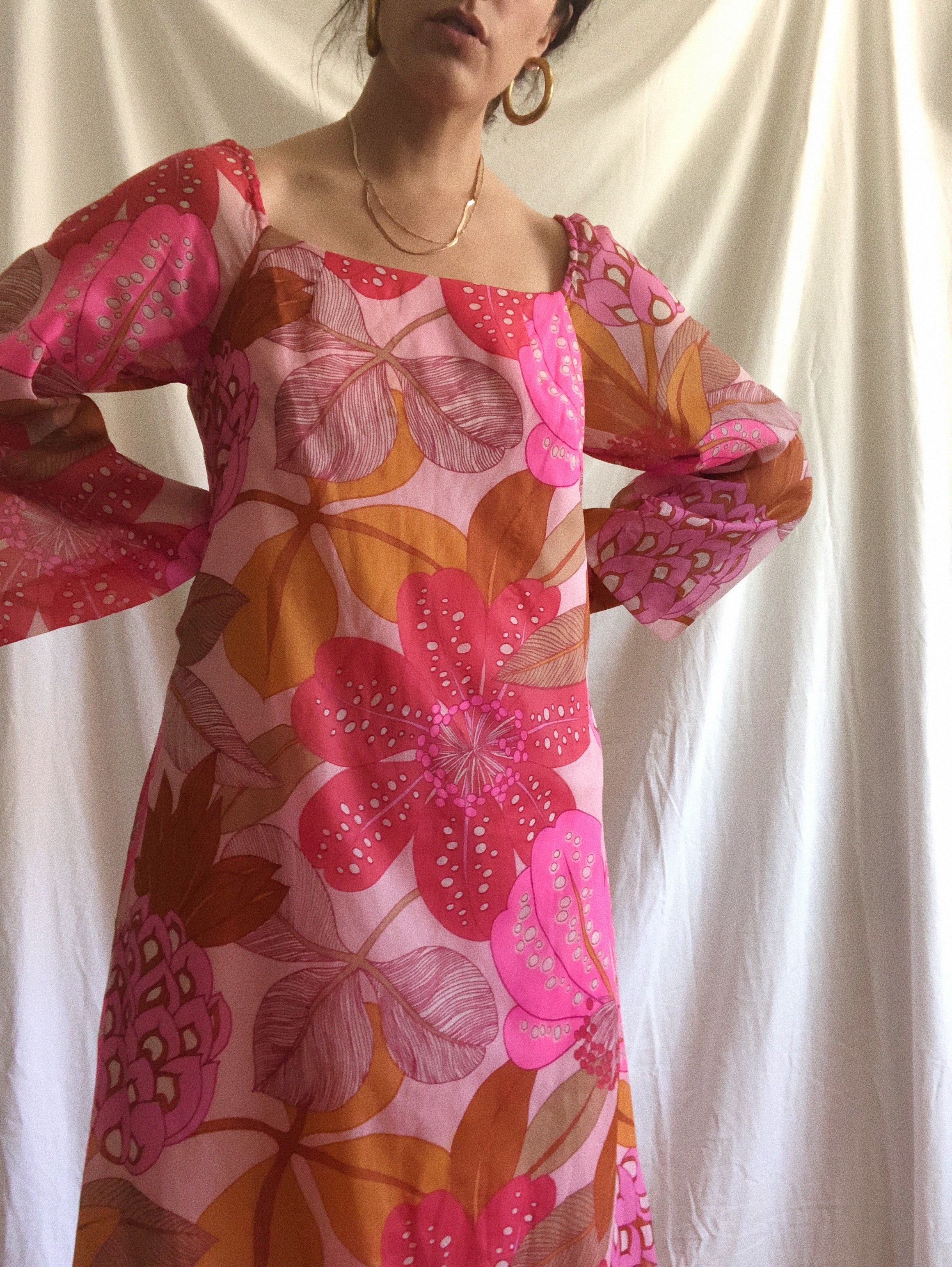 70's Hawaiian Maxi Dress