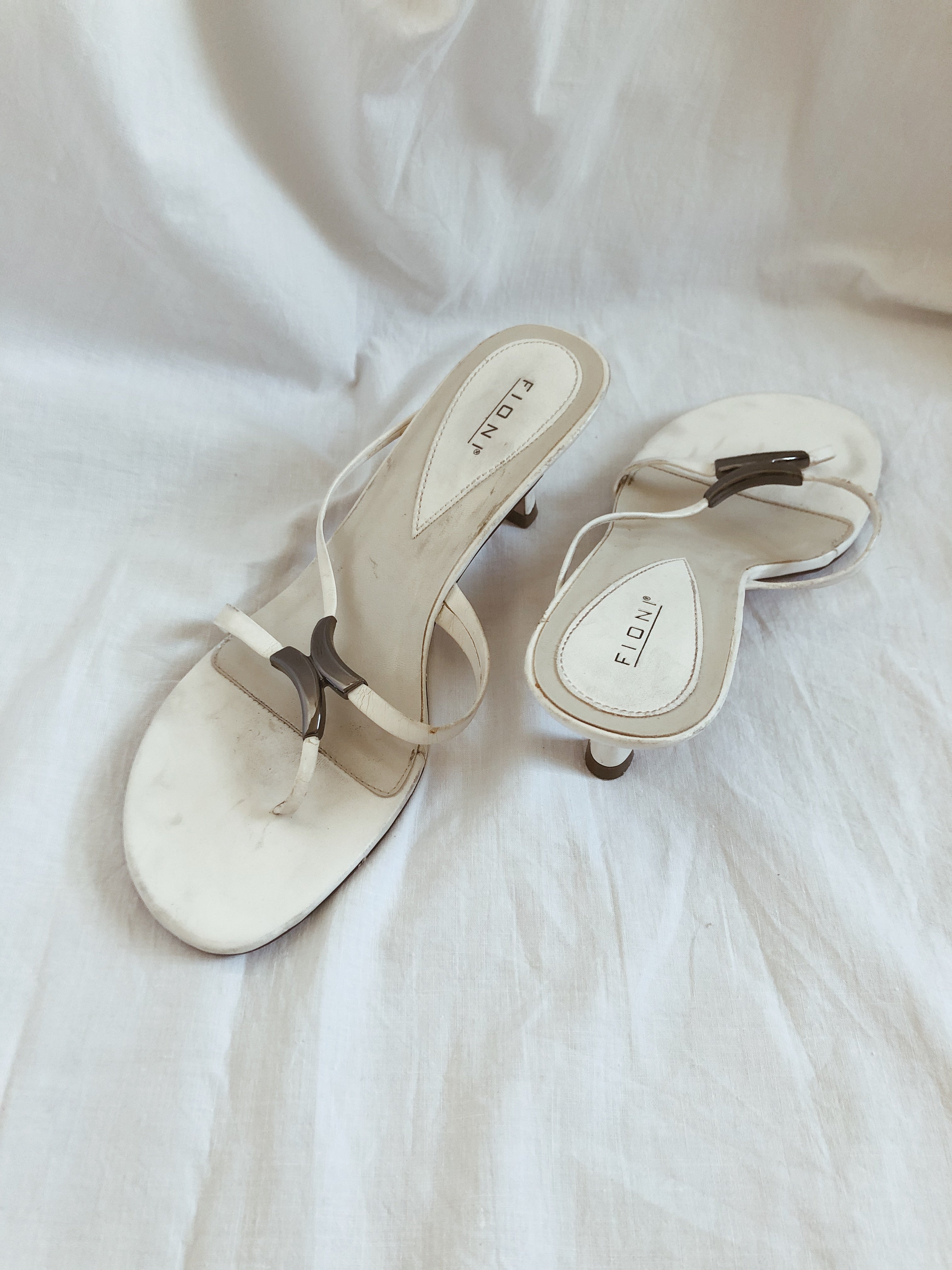 Strappy Sandal :: Size 8